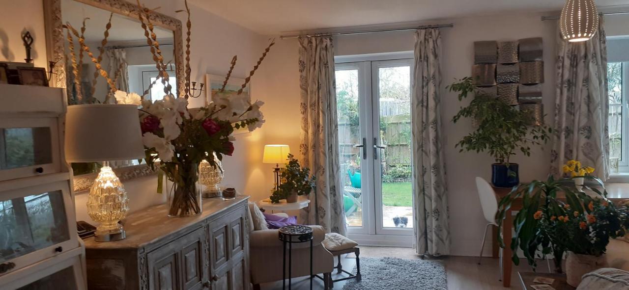 치체스터 Rookery View West Wittering 아파트 외부 사진