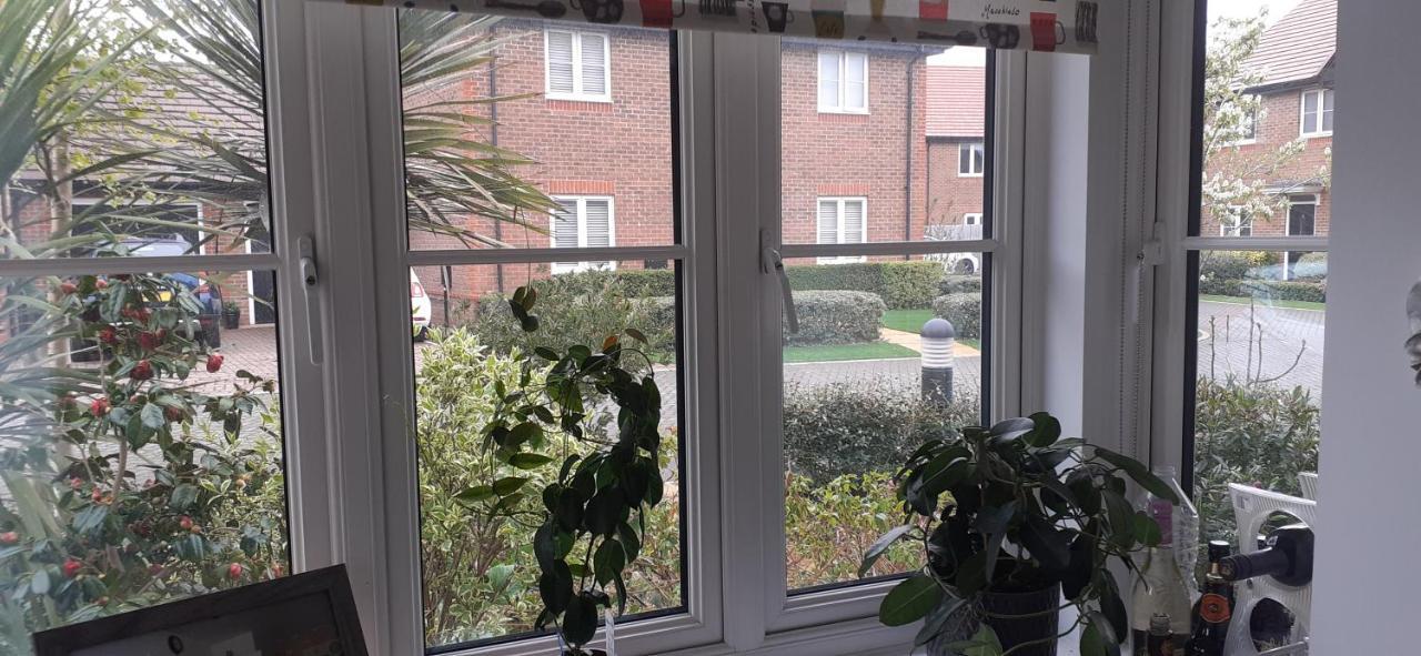 치체스터 Rookery View West Wittering 아파트 외부 사진